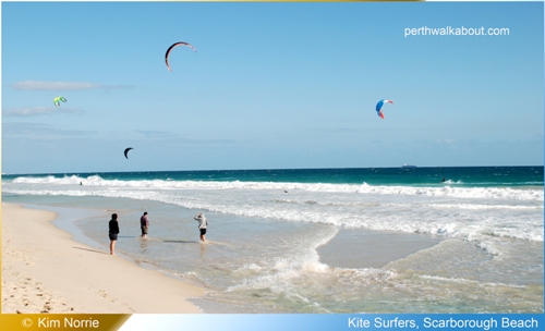 kite-surfers-scarborough-beach