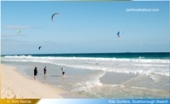 kite-surfers-scarborough-beach-t